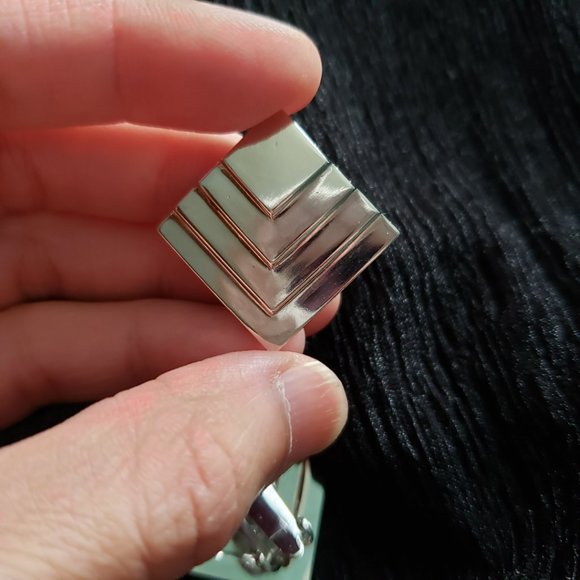 Vintage Silver Toned Square Clip on Earrings - Picture 7 of 9